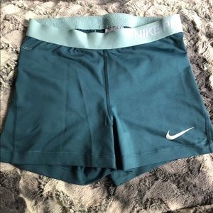 NIKE PRO SHORTS